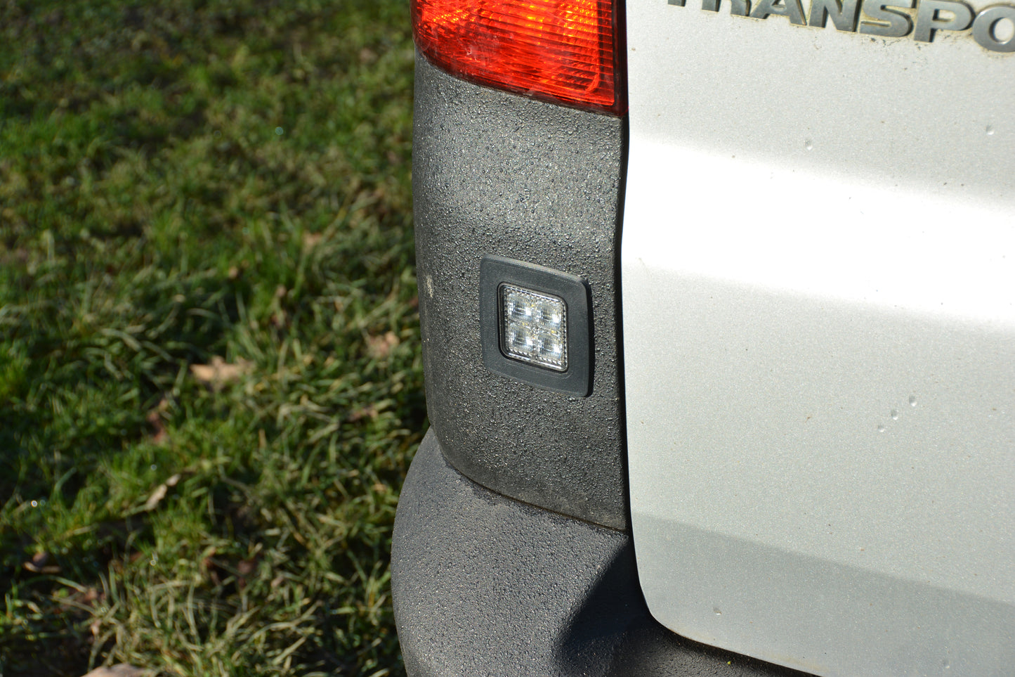 Halter für Rückfahrscheinwerfer - VW T5 T6 Transporter