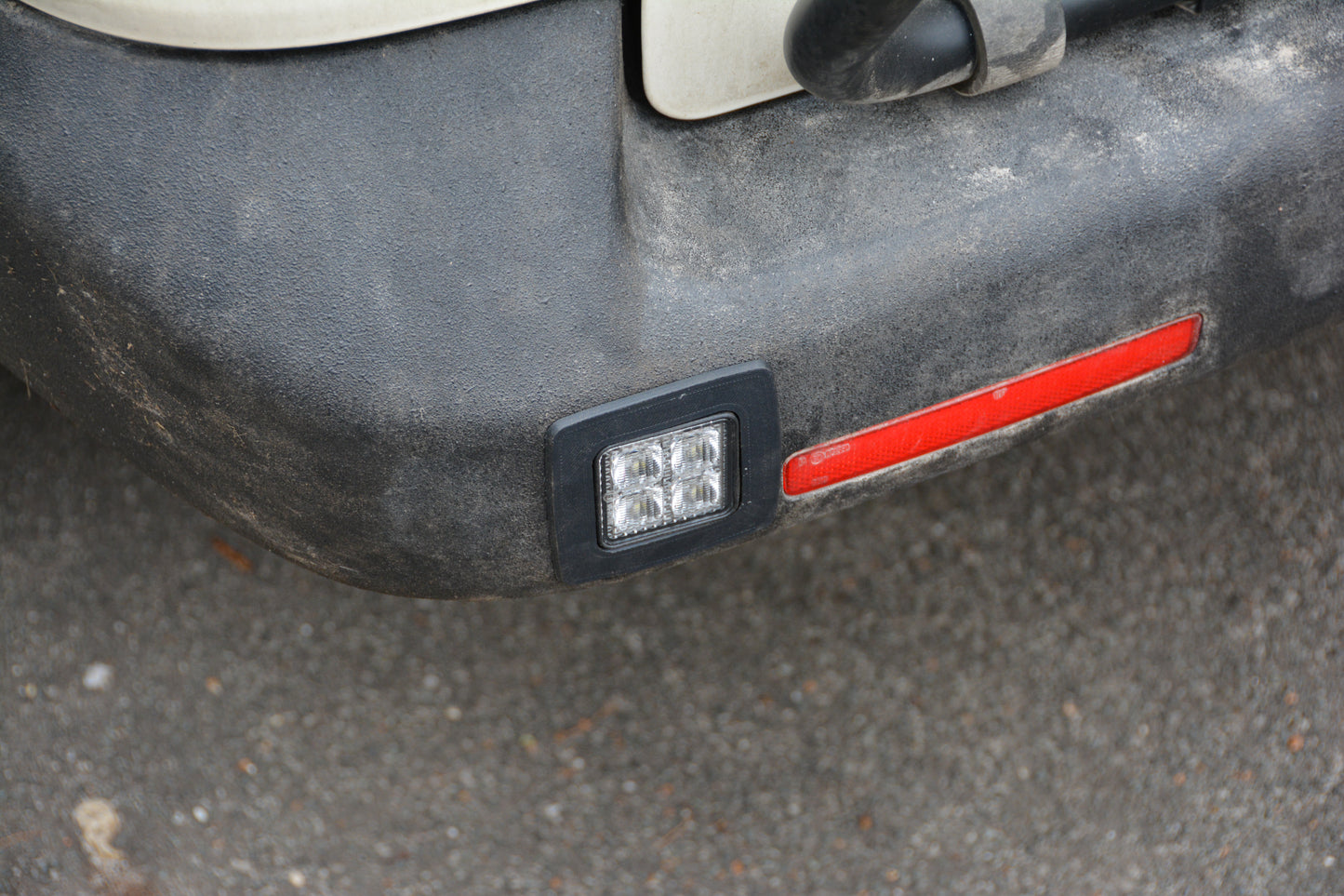 Halter für Rückfahrscheinwerfer - VW T5 T6 Transporter